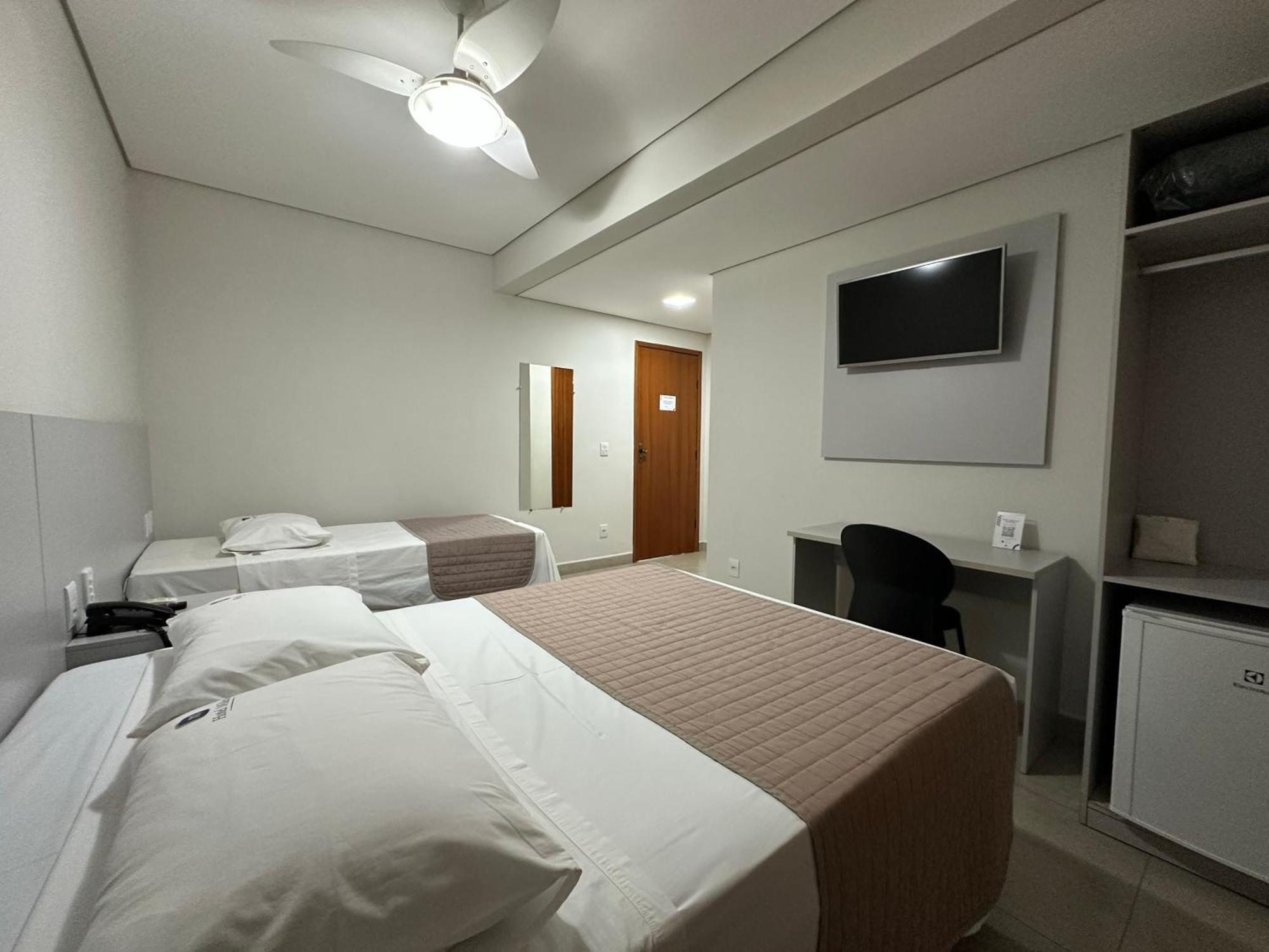 Hotel Milenio Ponte Nova Exterior photo